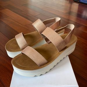 Steve Madden rose gold platform sandals